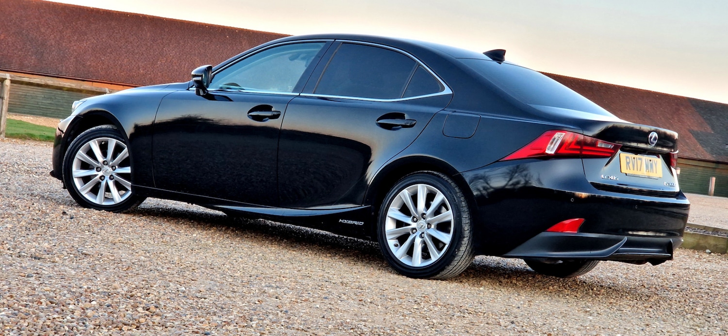 Used Lexus IS 2017 for sale - 77979083: Photo 30