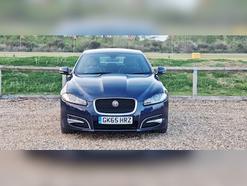 Used Jaguar XF 2015 for sale - 78275205: Photo