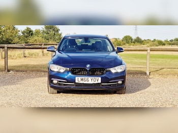 Used BMW 3 Series 2016 for sale - 79324022: Photo