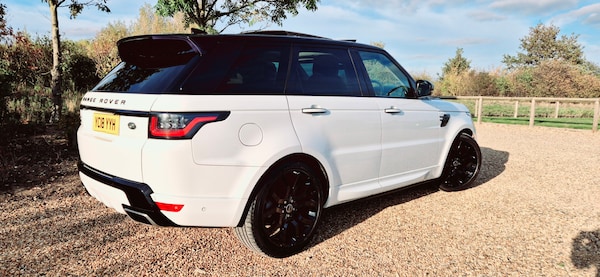 Used Land Rover Range Rover Sport 2018 for sale - 76238521: Photo 15