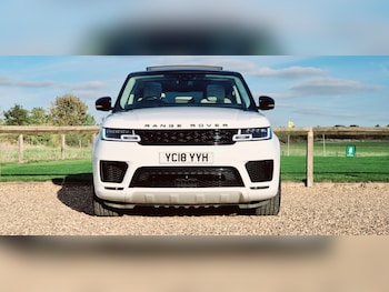 Used Land Rover Range Rover Sport 2018 for sale - 76238521: Photo 2
