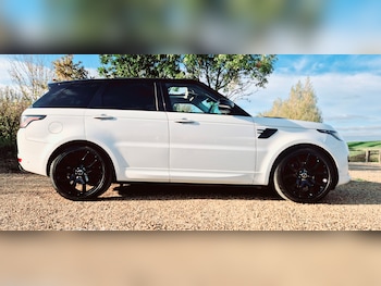 Used Land Rover Range Rover Sport 2018 for sale - 76238521: Photo 4