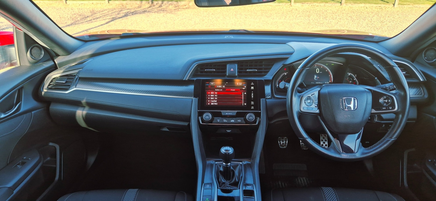 Used Honda Civic 2017 for sale - 78132649: Photo 29