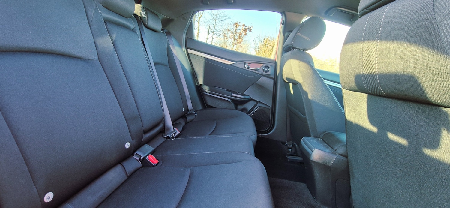 Used Honda Civic 2017 for sale - 78132649: Photo 30