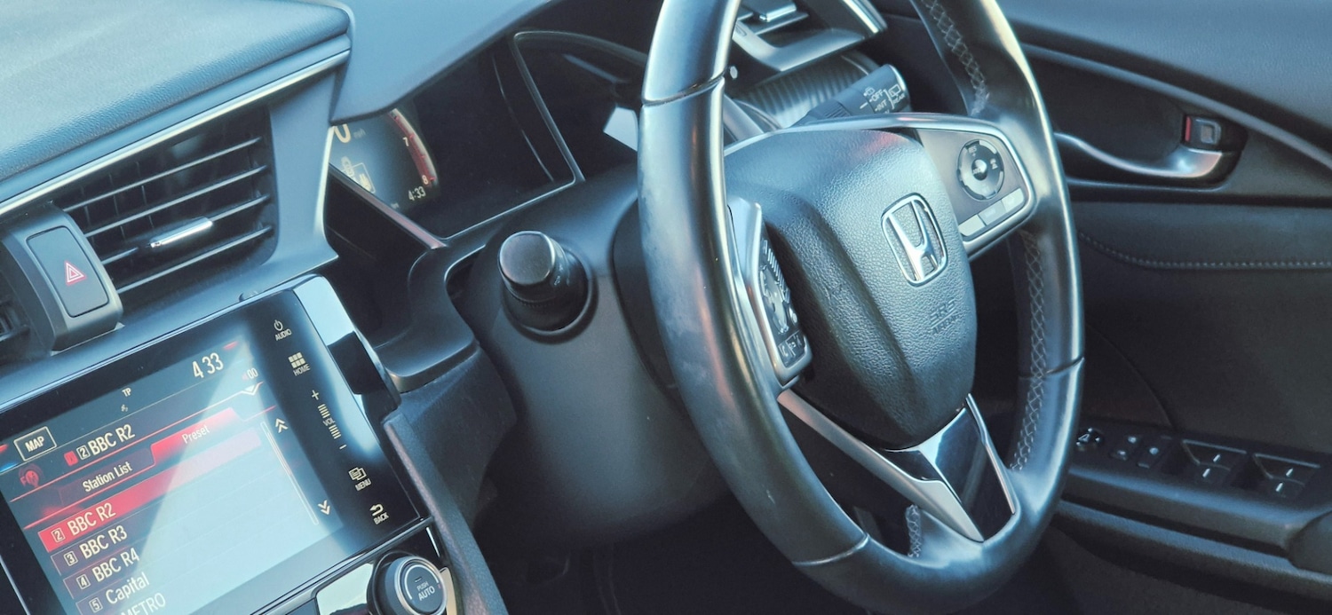 Used Honda Civic 2017 for sale - 78132649: Photo 33