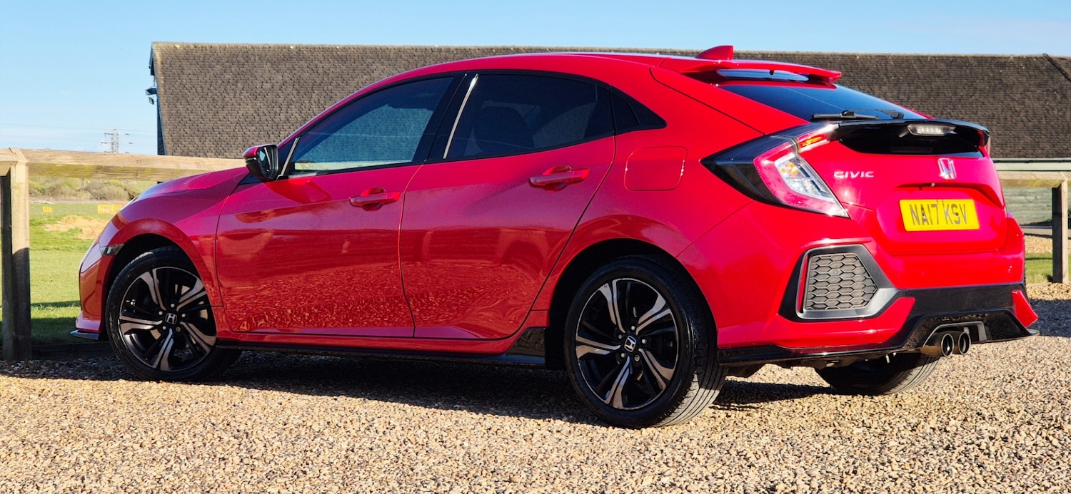 Used Honda Civic 2017 for sale - 78132649: Photo 35