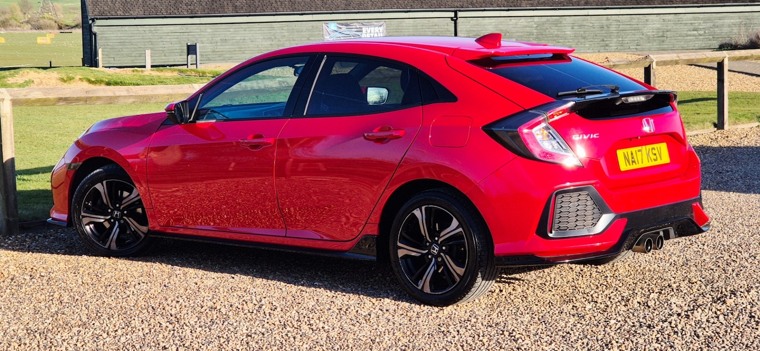 Used Honda Civic 2017 for sale - 78132649: Photo 38