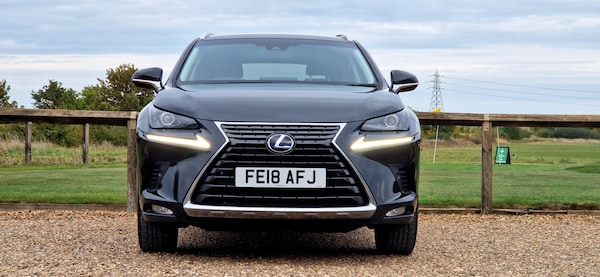 Used Lexus NX 2018 for sale - 76170656: Photo 2