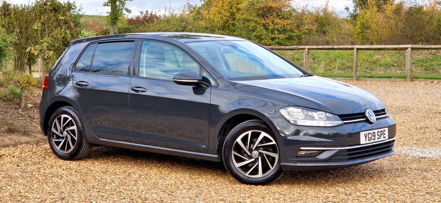Used Volkswagen Golf 2019 for sale - 76238524: Photo 24