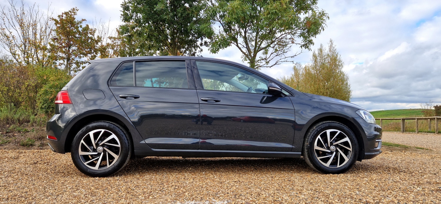 Used Volkswagen Golf 2019 for sale - 76238524: Photo 4