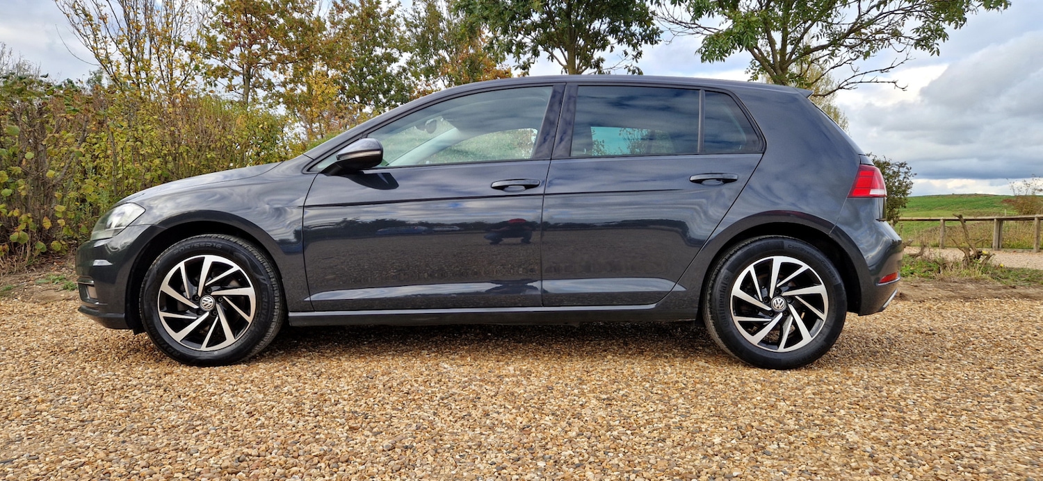 Used Volkswagen Golf 2019 for sale - 76238524: Photo 5