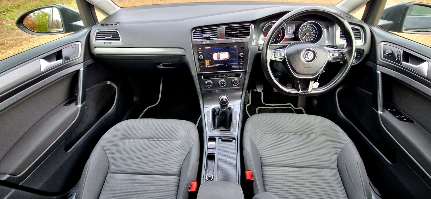 Used Volkswagen Golf 2019 for sale - 76238524: Photo 9