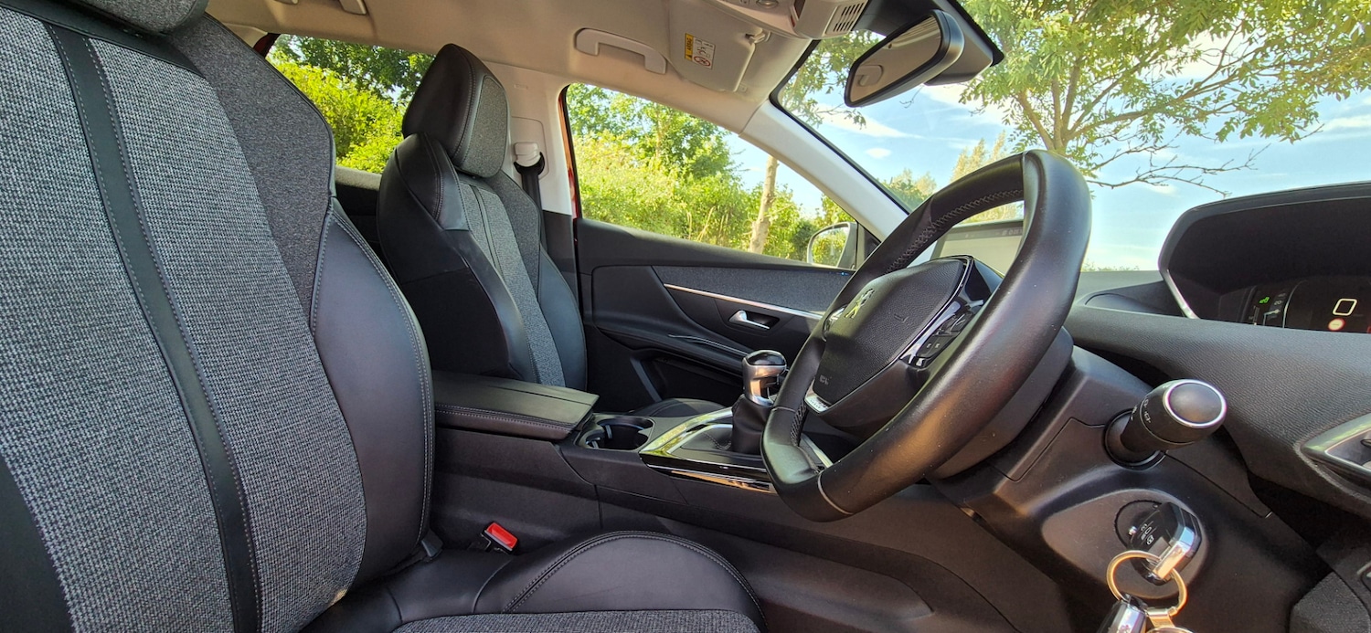 Used Peugeot 3008 2017 for sale - 77277702: Photo 29