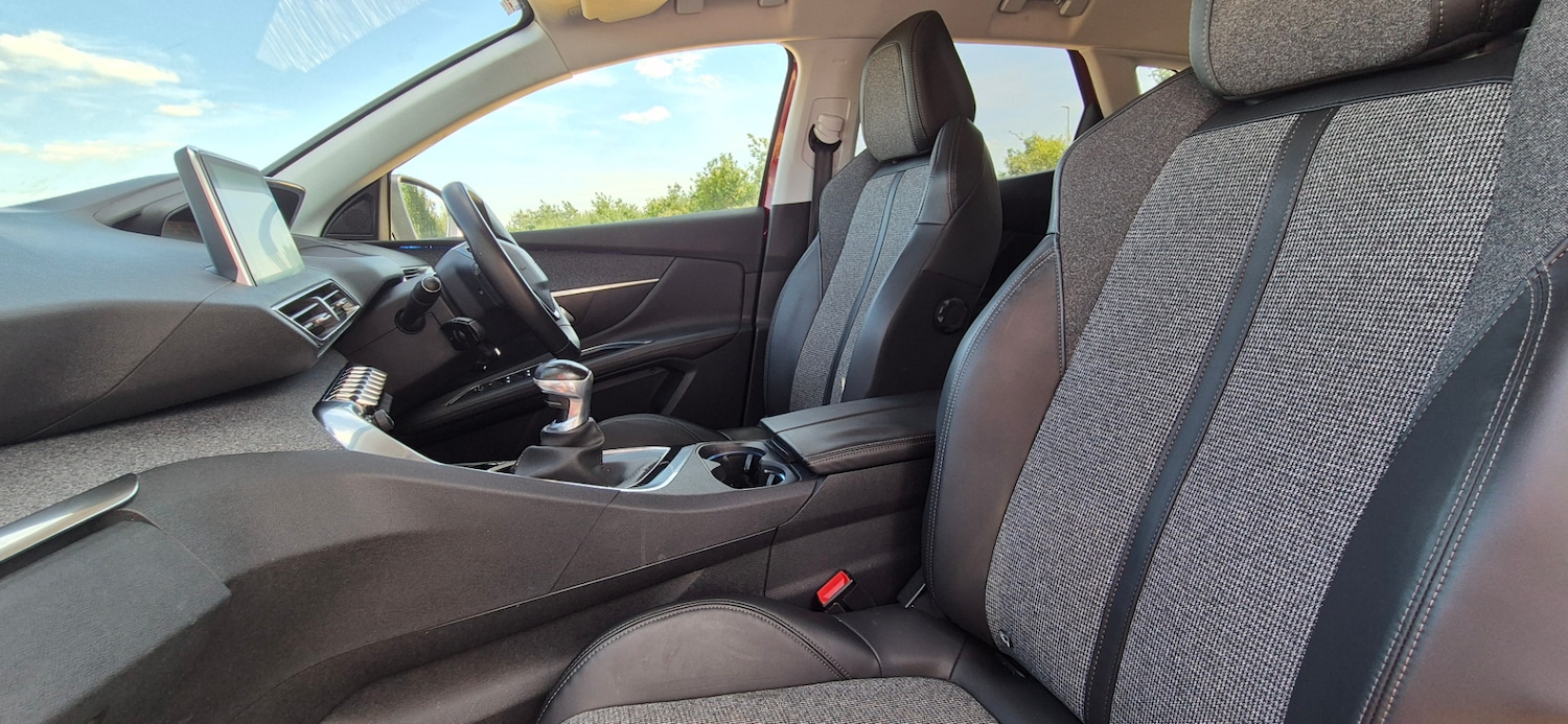 Used Peugeot 3008 2017 for sale - 77277702: Photo 38