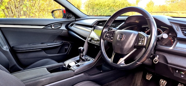 Used Honda Civic 2019 for sale - 76238527: Photo 8