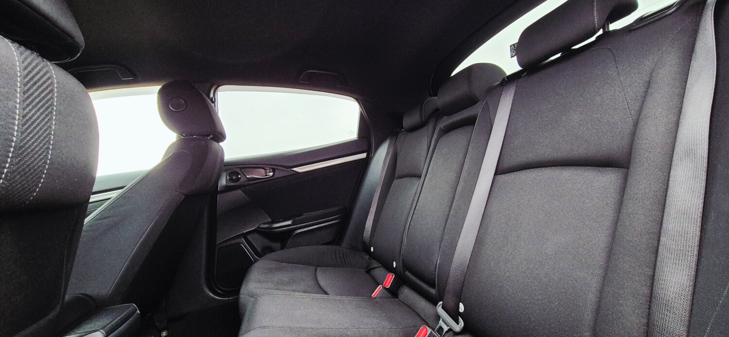 Used Honda Civic 2017 for sale - 77979085: Photo 12