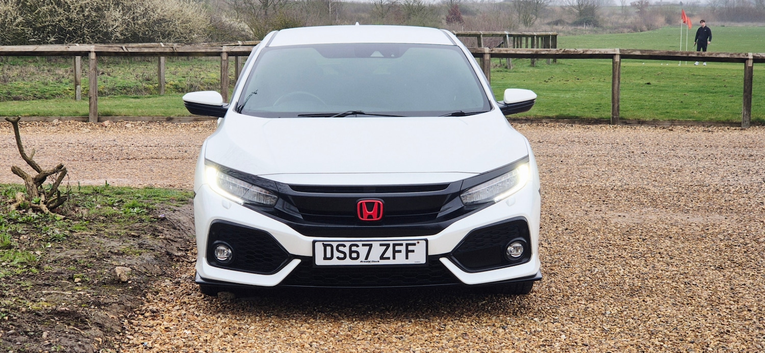 Used Honda Civic 2017 for sale - 77979085: Photo 2