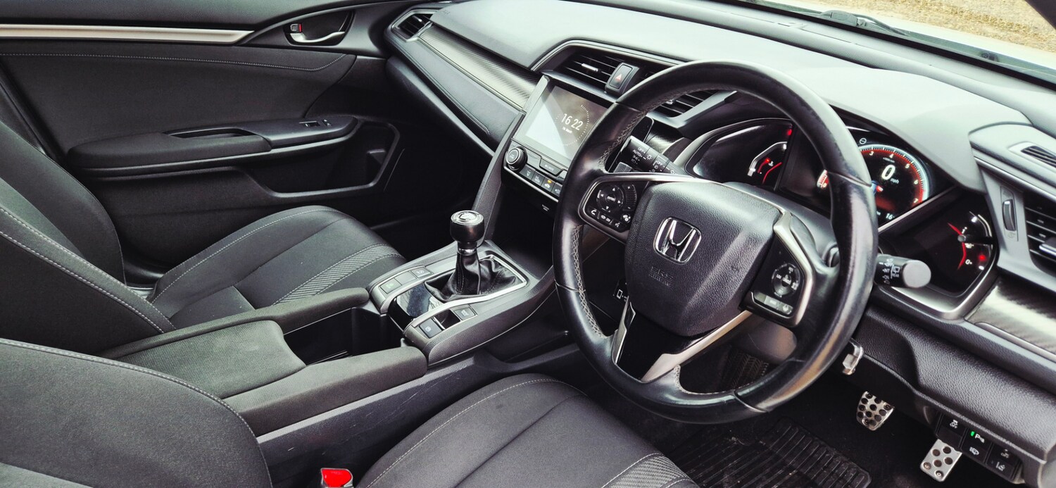 Used Honda Civic 2017 for sale - 77979085: Photo 33