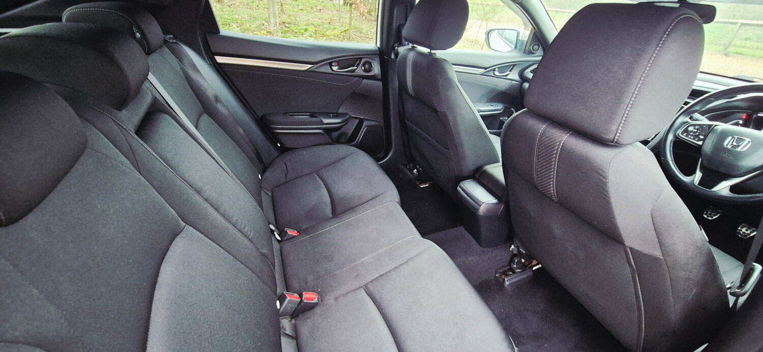 Used Honda Civic 2017 for sale - 77979085: Photo 36