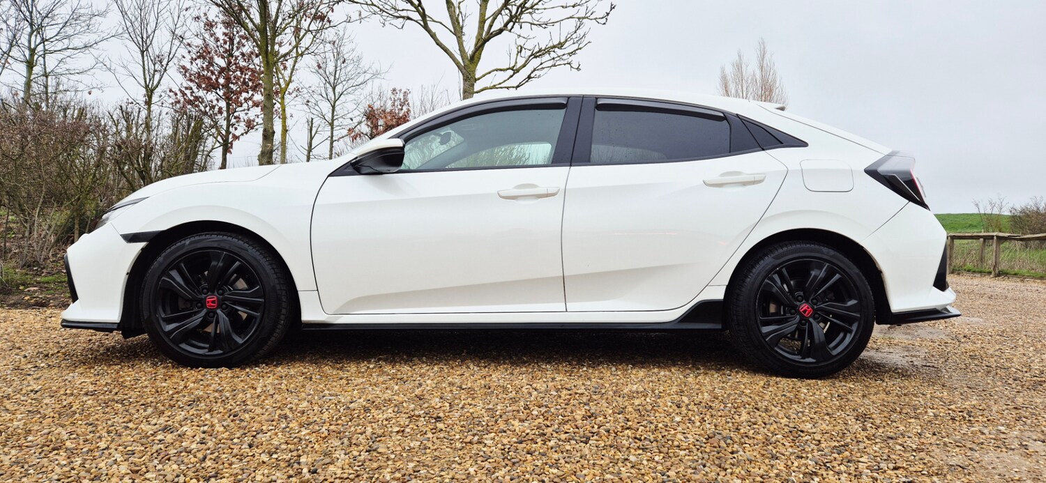 Used Honda Civic 2017 for sale - 77979085: Photo 5