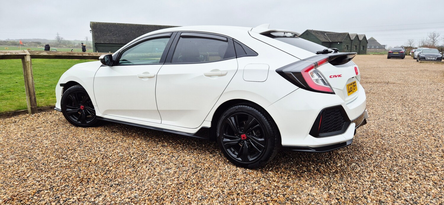 Used Honda Civic 2017 for sale - 77979085: Photo 8