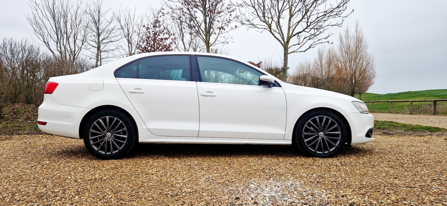 Used Volkswagen Jetta 2012 for sale - 77673944: Photo 4