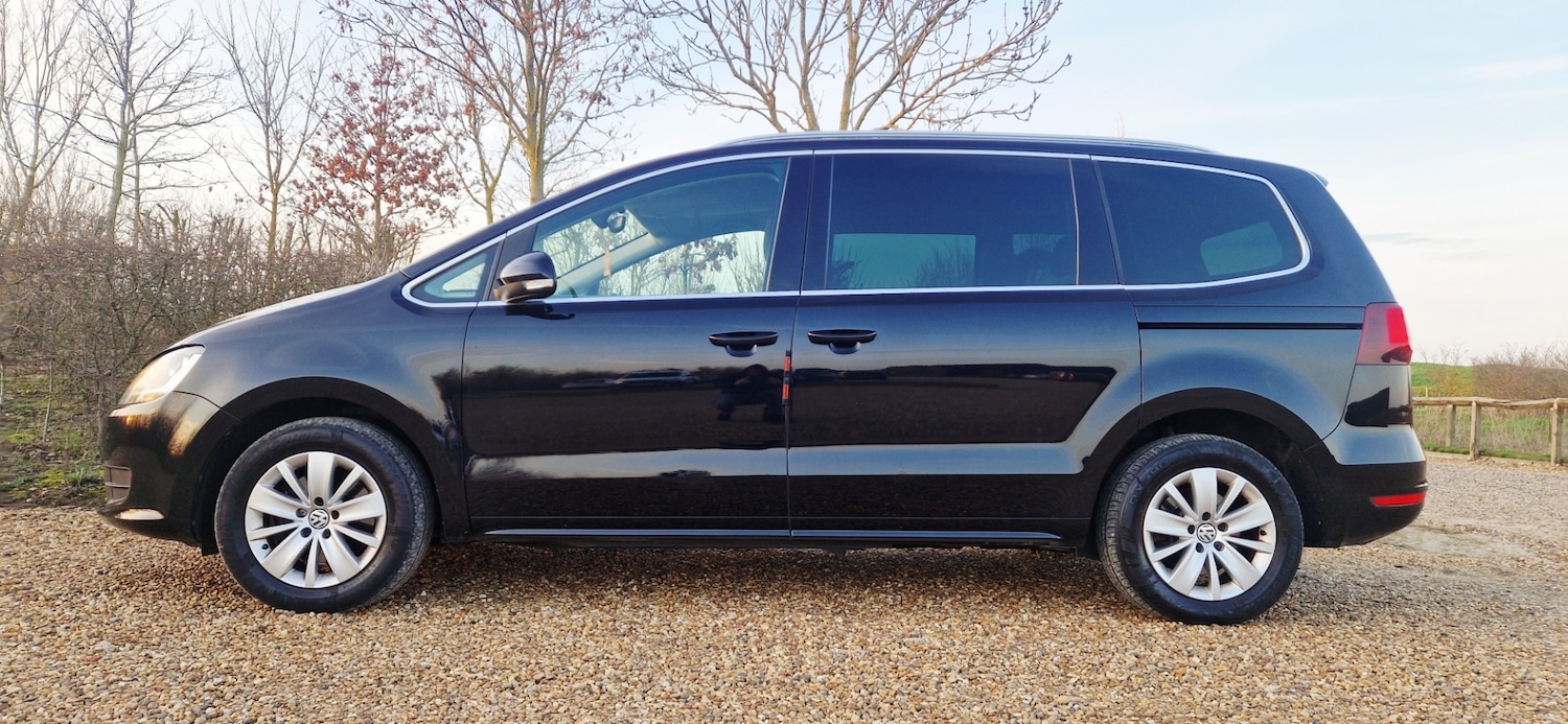 Used Volkswagen Sharan 2017 for sale - 77740309: Photo 3