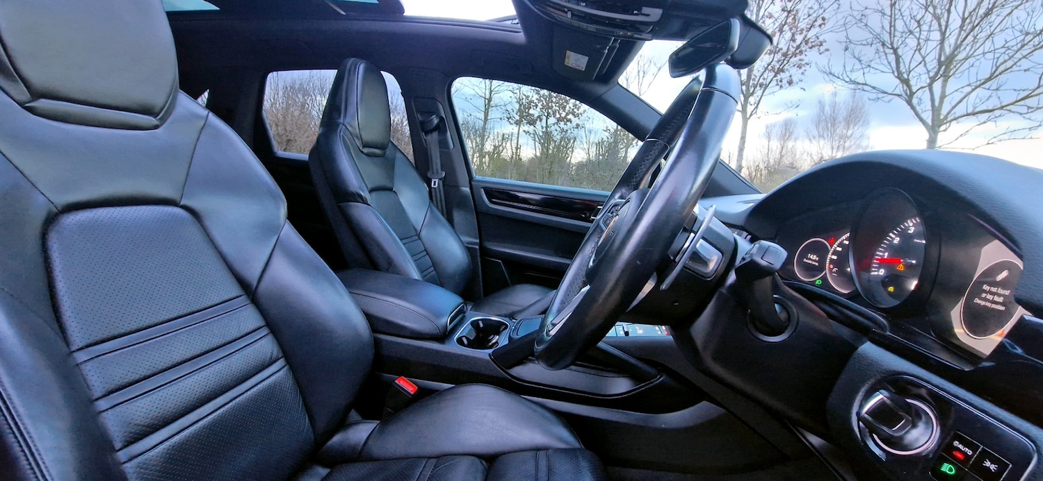 Used Porsche Cayenne 2018 for sale - 76912598: Photo 31