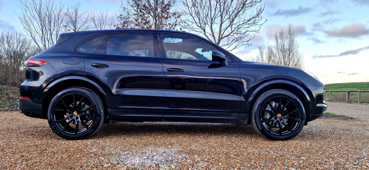 Used Porsche Cayenne 2018 for sale - 76912598: Photo 4