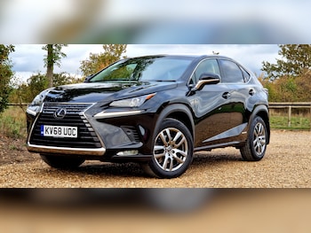 Lexus - NX