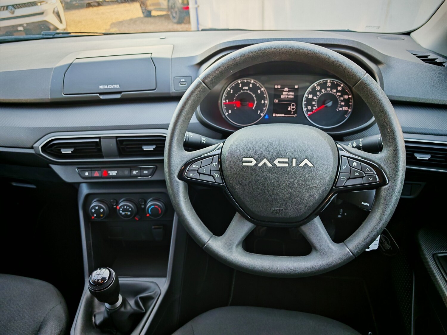 Used Dacia Sandero 2023 for sale - 76203643: Photo 10