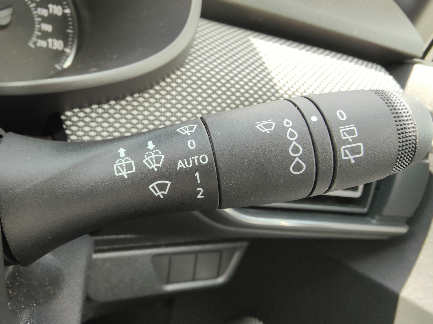 Used Dacia Jogger 2023 for sale - 76868575: Photo 15