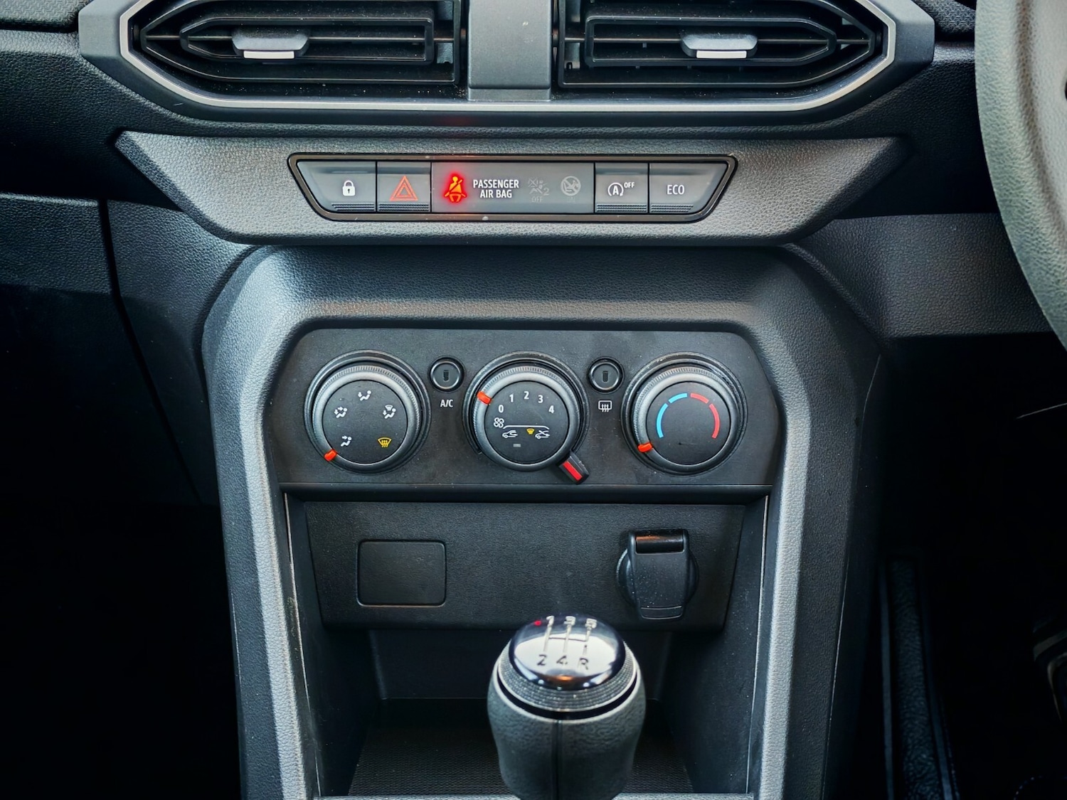 Used Dacia Sandero 2023 for sale - 76869855: Photo 11