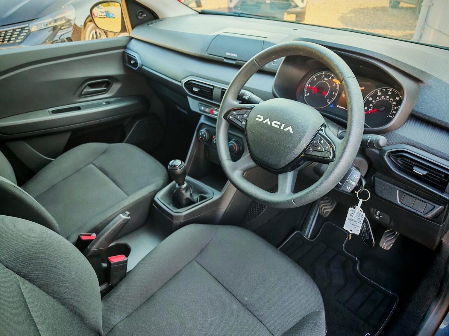 Used Dacia Sandero 2023 for sale - 76869855: Photo 13