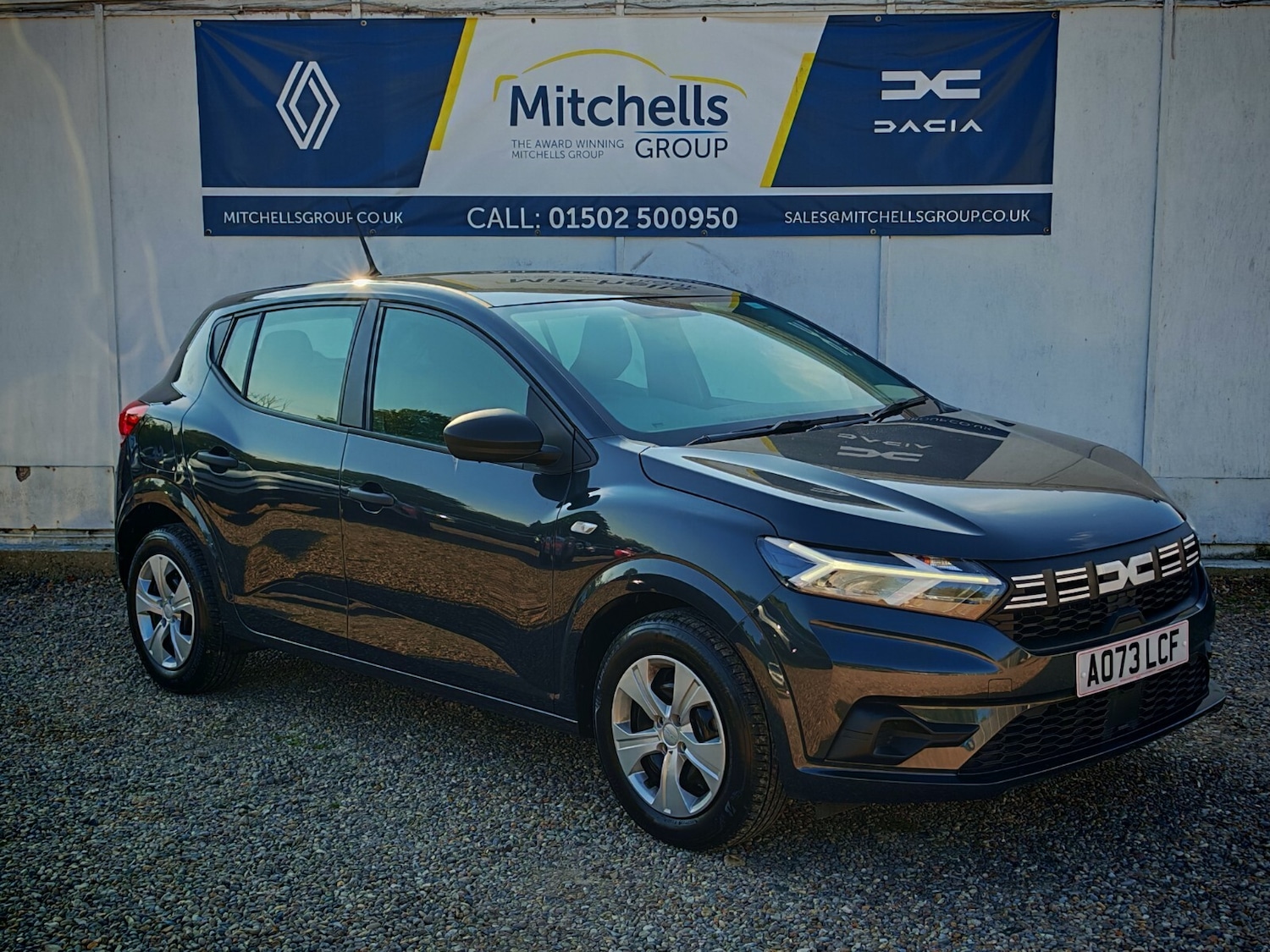 Used Dacia Sandero 2023 for sale - 76869855: Photo 2
