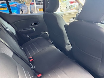 Used Dacia Sandero Stepway 2022 for sale - 76203584: Photo