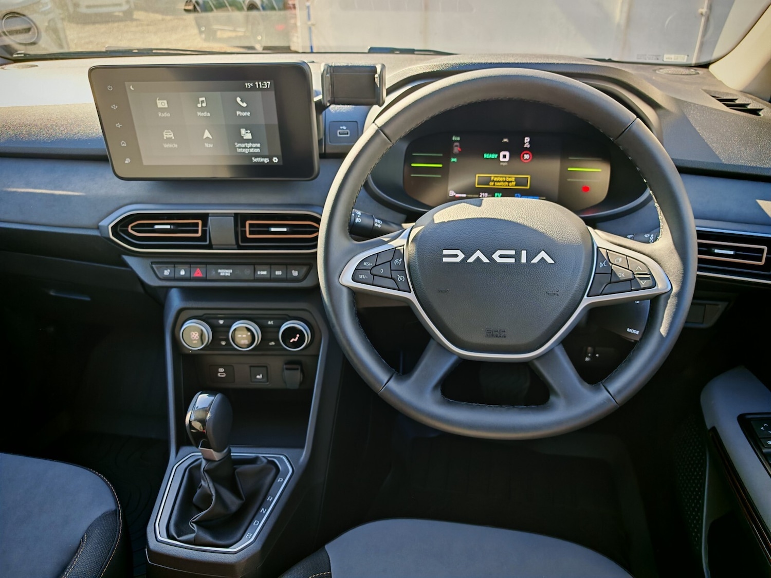 Used Dacia Jogger 2025 for sale - 76870976: Photo 11