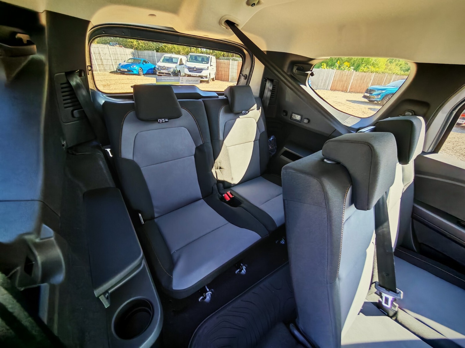 Used Dacia Jogger 2025 for sale - 76870976: Photo 8