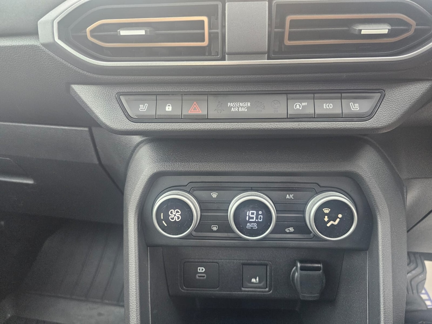 Used Dacia Sandero Stepway 2025 for sale - 76873531: Photo 10