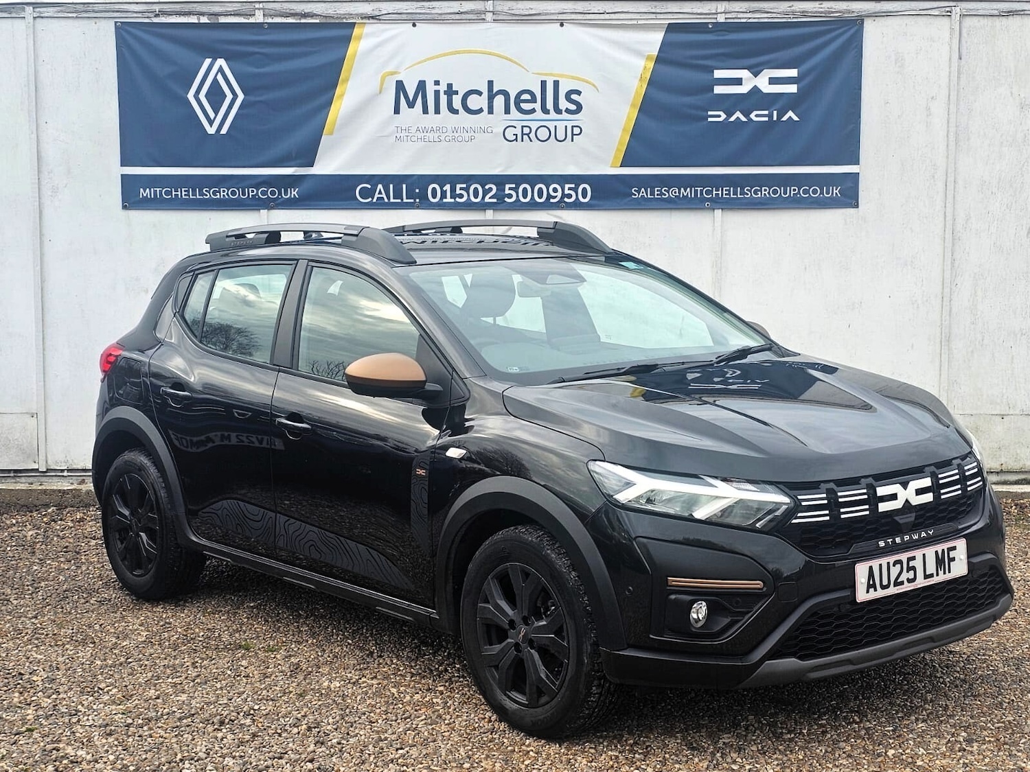 Used Dacia Sandero Stepway 2025 for sale - 76873531: Photo 2