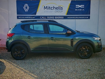 Used Dacia Sandero Stepway 2025 for sale - 76241508: Photo