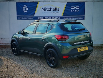 Used Dacia Sandero Stepway 2025 for sale - 76241508: Photo