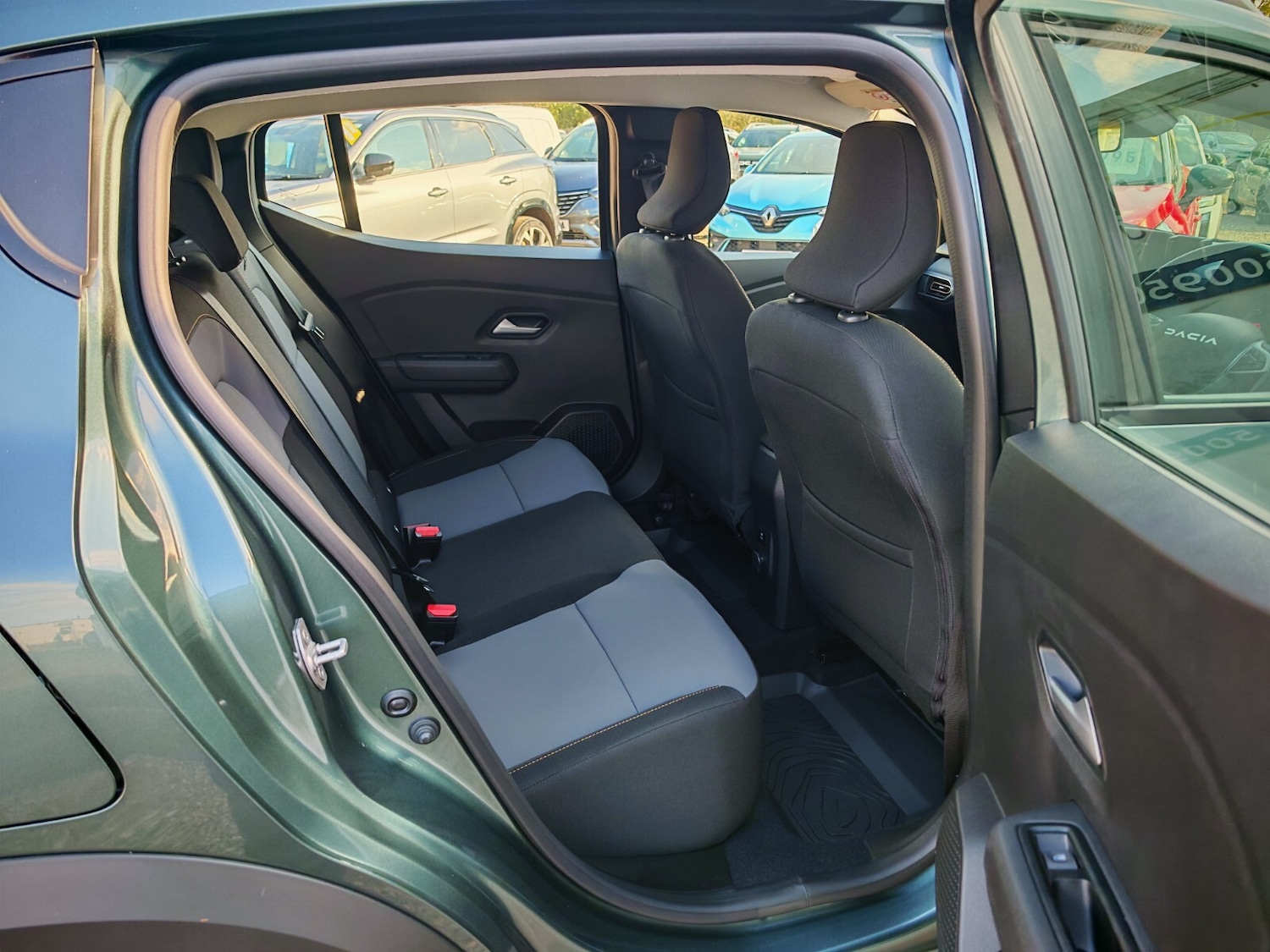 Used Dacia Sandero Stepway 2025 for sale - 76241508: Photo 8