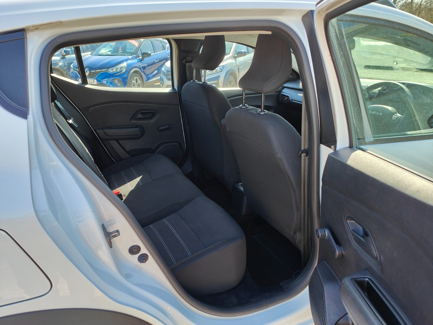 Used Dacia Sandero Stepway 2023 for sale - 76203604: Photo 8