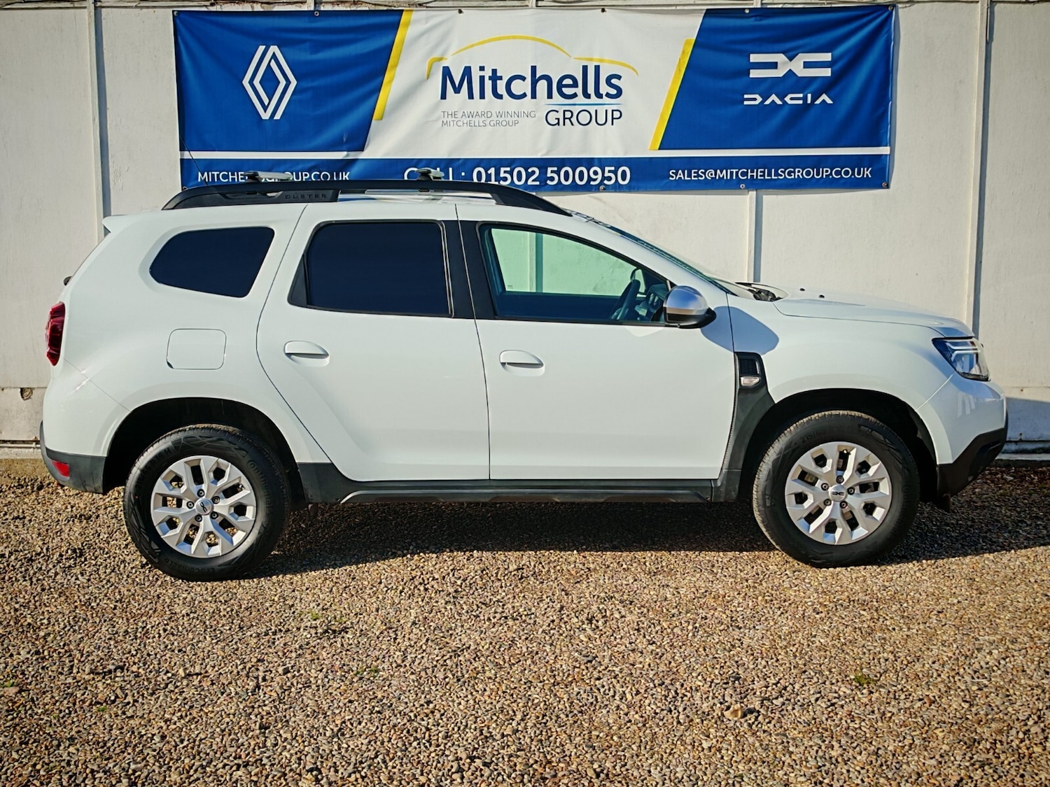 Used Dacia Duster 2023 for sale - 76332187: Photo 2