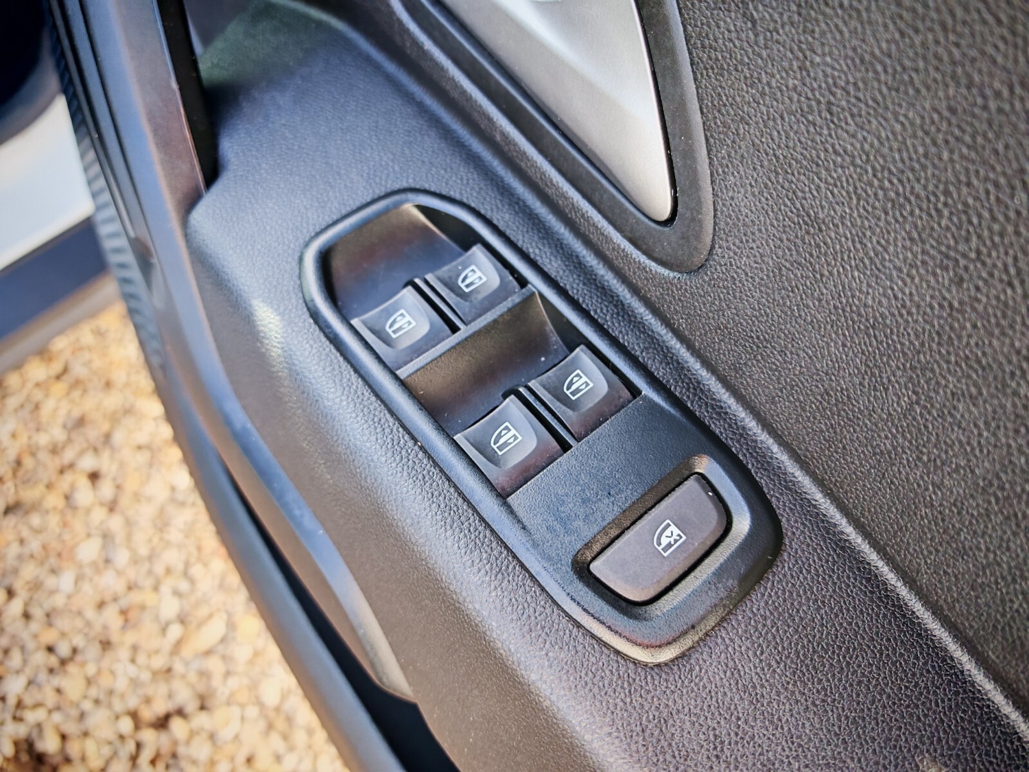 Used Dacia Duster 2023 for sale - 76332187: Photo 9