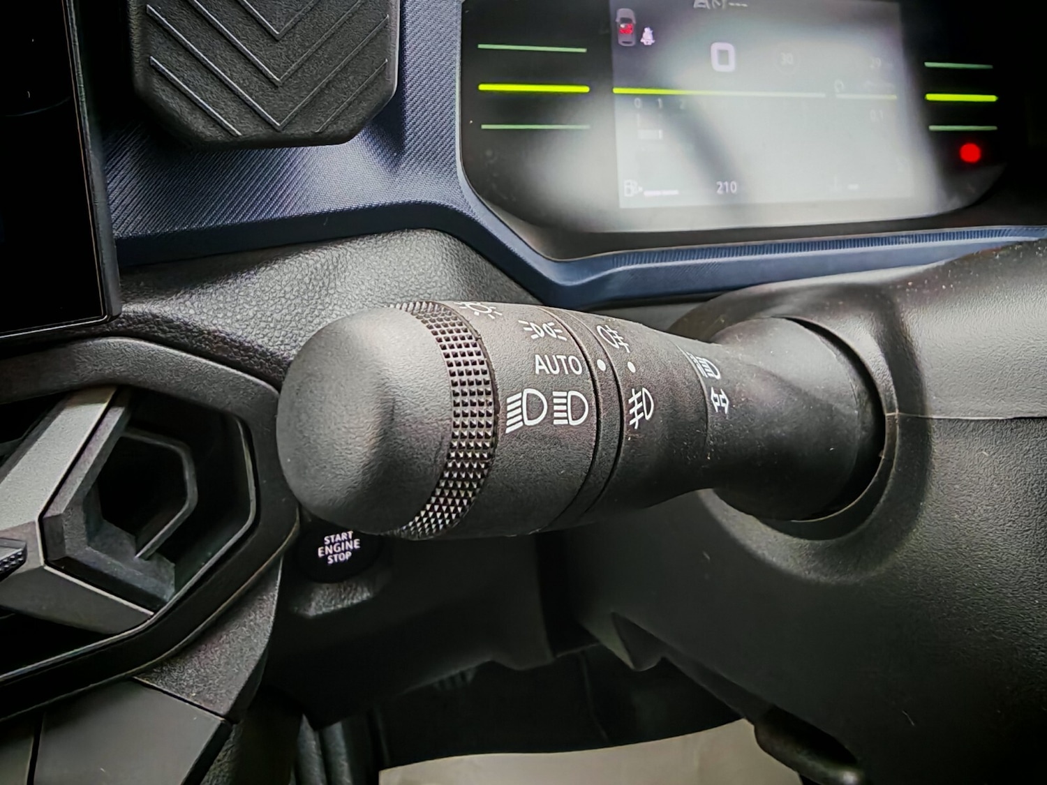 Used Dacia Duster 2025 for sale - 76338840: Photo 18
