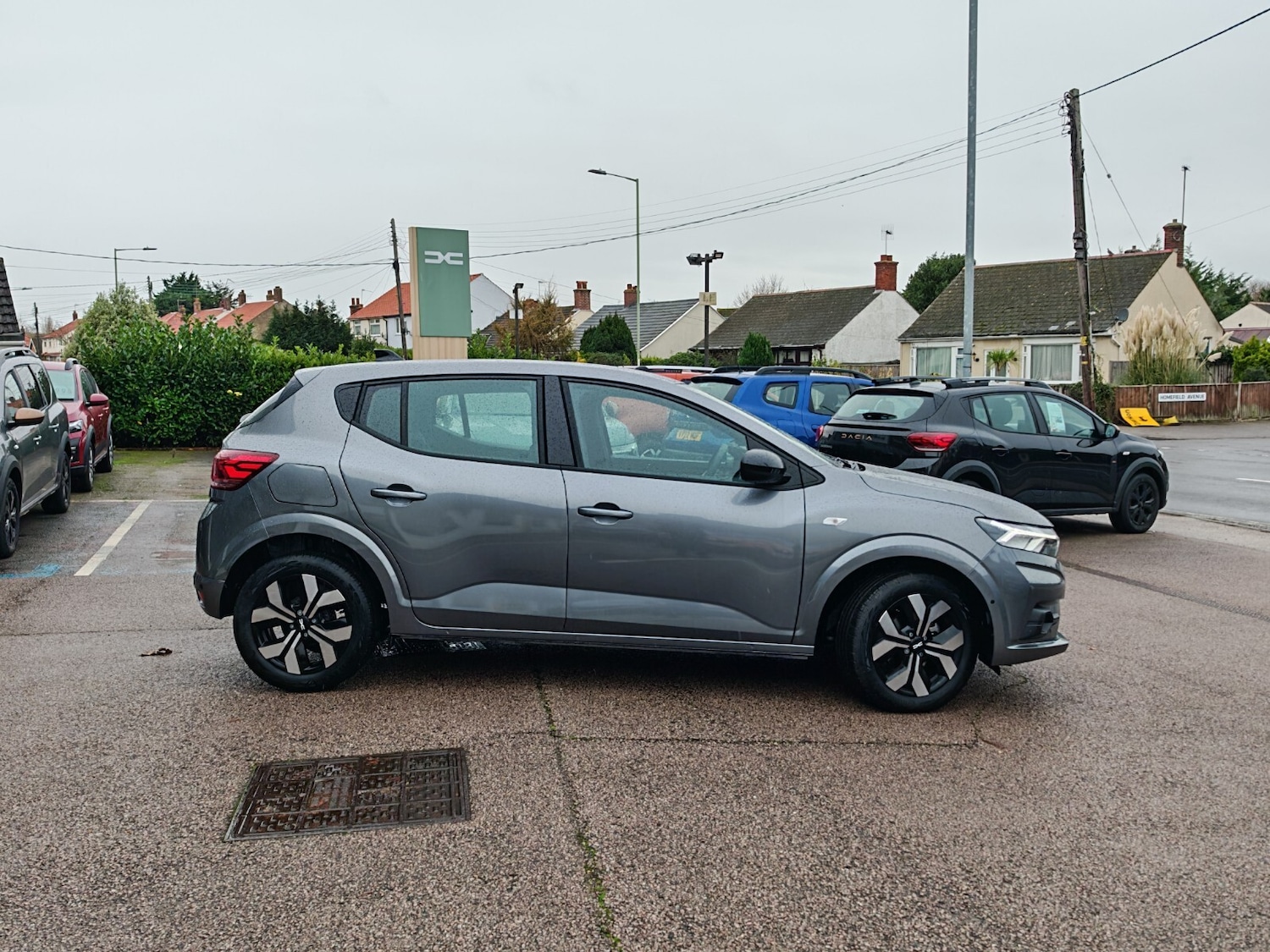 Used Dacia Sandero for sale - 77339385: Photo 2