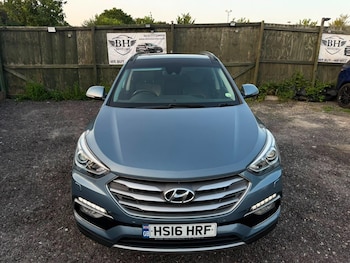 Used Hyundai Santa Fe 2016 for sale - 78999814: Photo