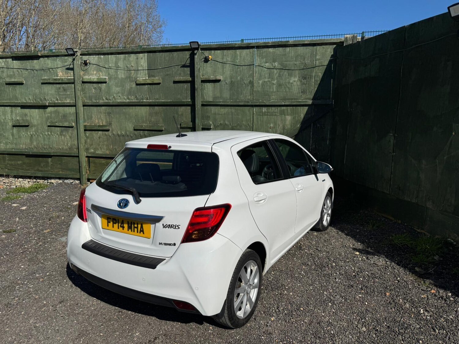 Used Toyota Yaris for sale - 77940445: Photo 19